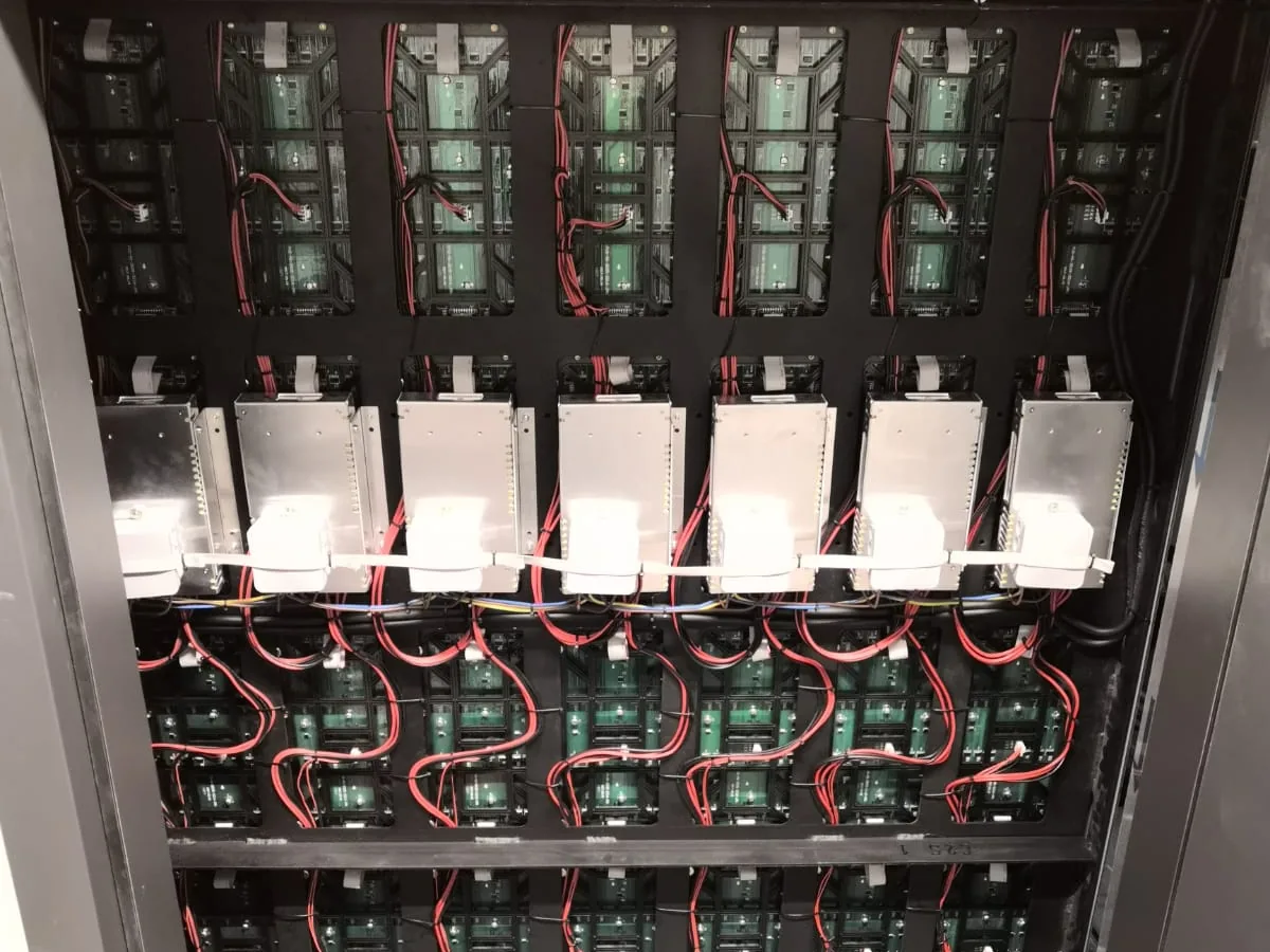 AC delay devices on the power supplies behind the LED horizon, used to limit inrush current