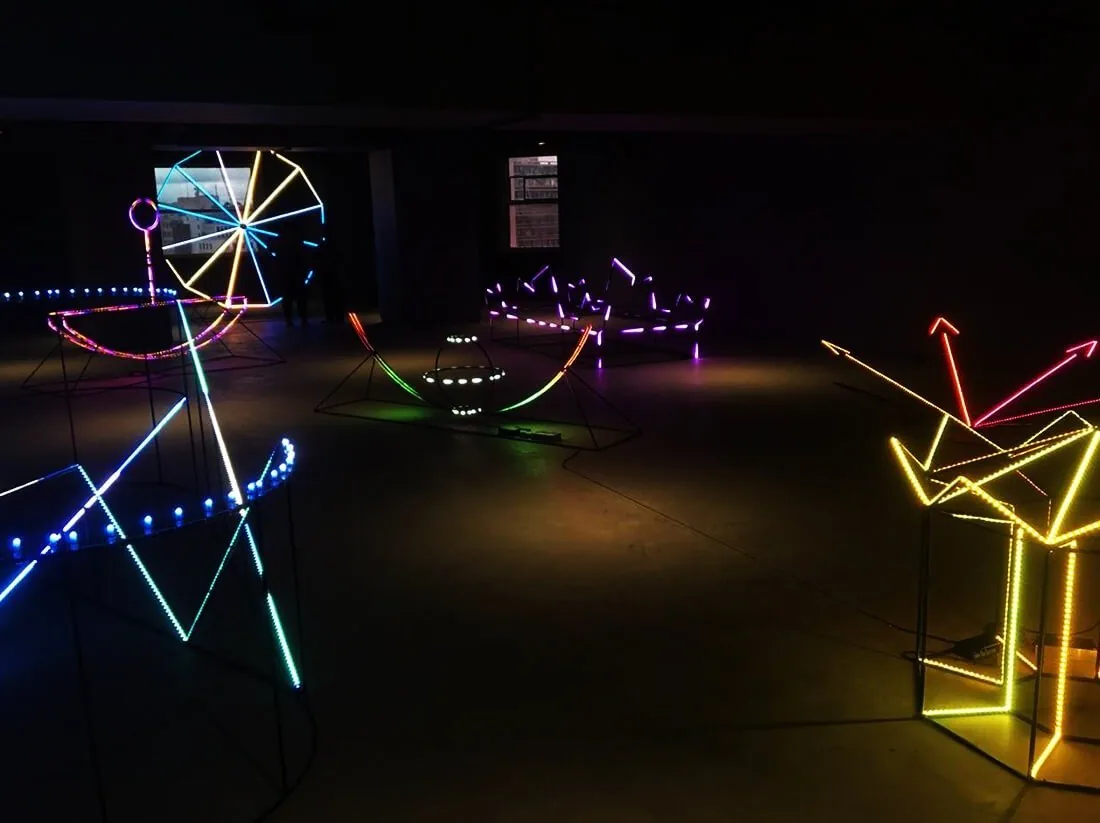 SPI LED CONTROLLER — Event Decoration use case